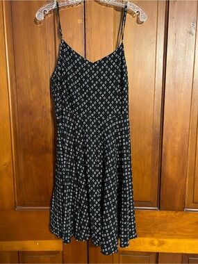 Old Navy Geometric Print Sundress Sz L Side Zip Adjustable Straps Smocked Back